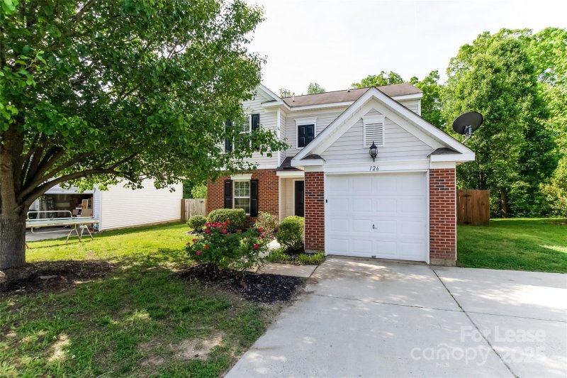 Property image 2 at 126 Hampshire Drive, Mooresville, NC 28115