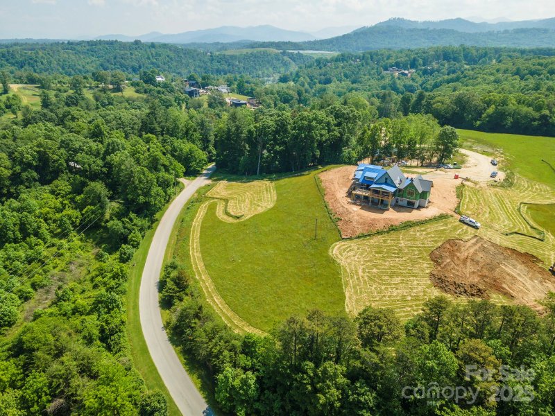 Property image 4 of 15 French Broad River Way in Olivette, Asheville, NC 28804