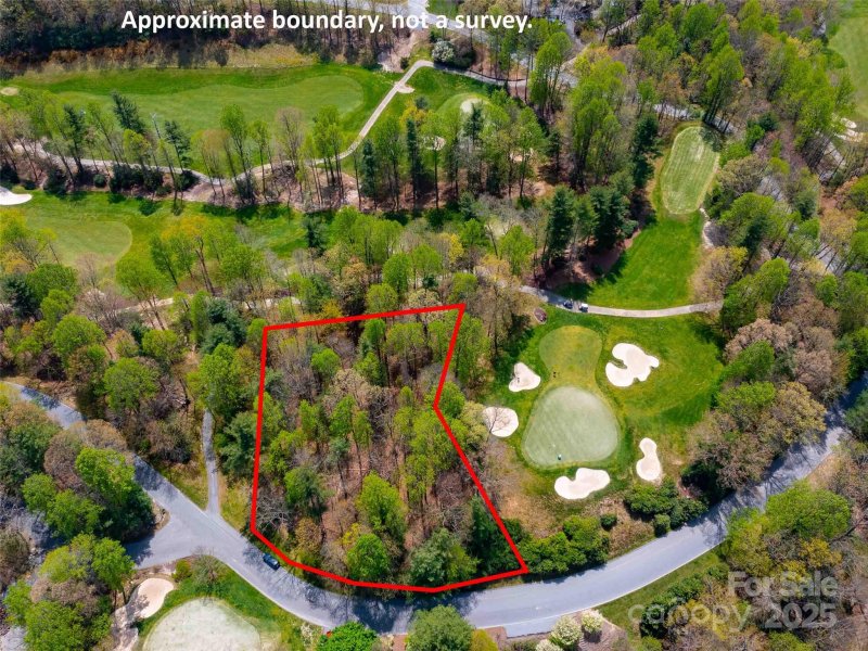 Property image 3 of 180 Pine Shadow Drive in Champion Hills, Hendersonville, NC 28739