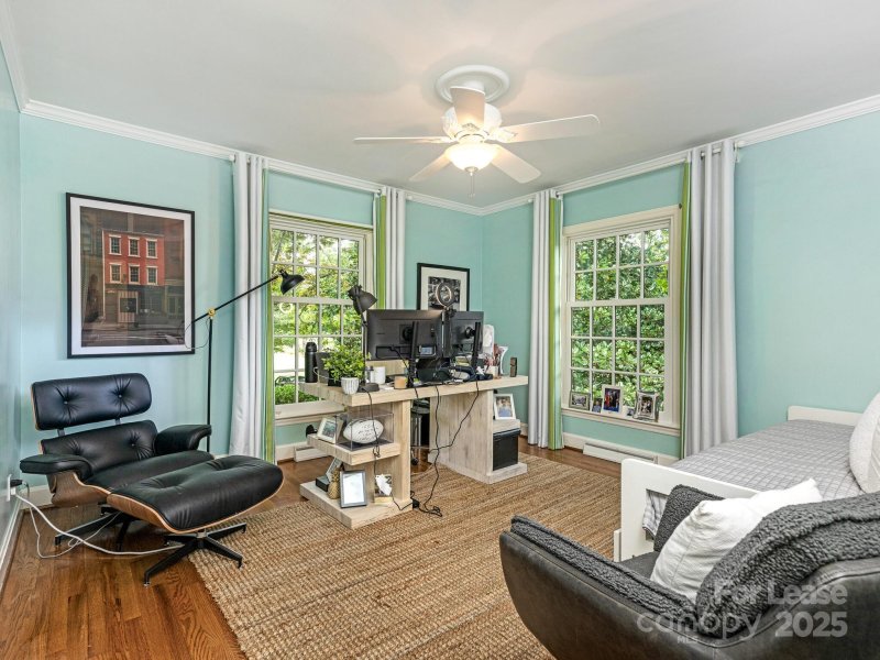 Property image 4 at 3515 Foxcroft Road, Charlotte, NC 28211