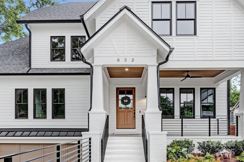 Property image 2 of 632 Dorothy Drive in Dilworth, Charlotte, NC 28203