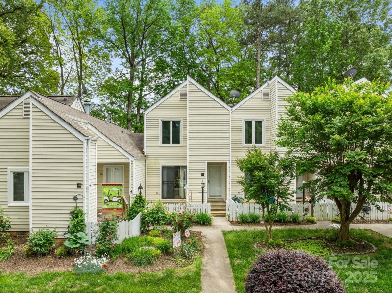 Property image 2 at 407 Eastwood Drive, Salisbury, NC 28146