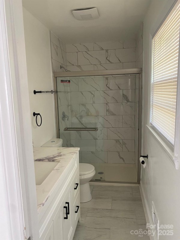 Property image 2 at 5525 Amity Place, Charlotte, NC 28212