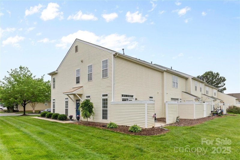 Property image 3 at 3030 Priory Ridge Drive, Fort Mill, SC 29707