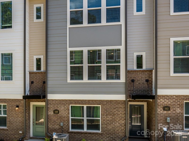 Property image 3 of 1112 Bismuth Lane in Central Living at Craig, Charlotte, NC 28211