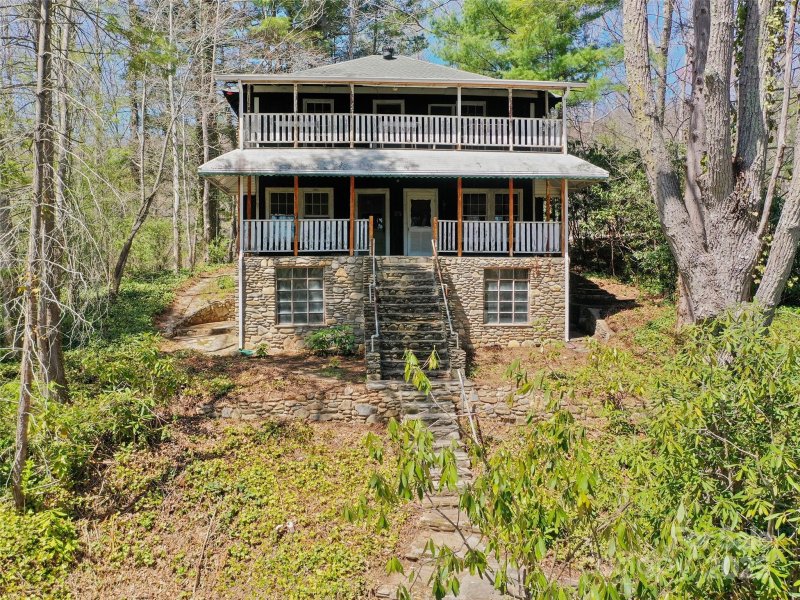 Property image 2 of 40 Wells Road in Lake Junaluska Assembly, Waynesville, NC 28785