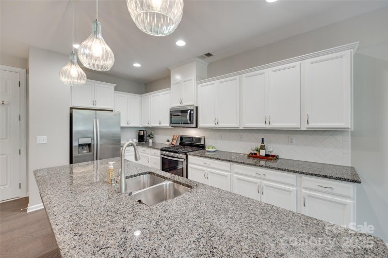 Property image 4 at 6842 Berewick Commons Parkway, Charlotte, NC 28278