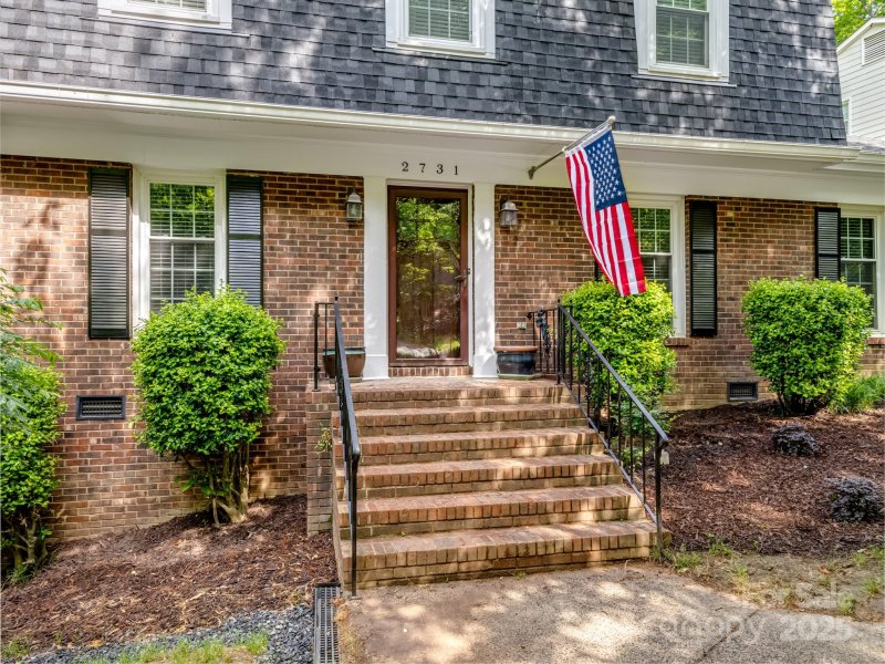 Property image 3 at 2731 Creekbed Lane, Charlotte, NC 28210
