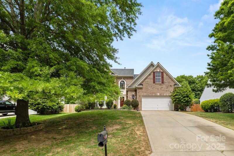 Property image 3 at 124 Shephard Hill Drive, Mooresville, NC 28115