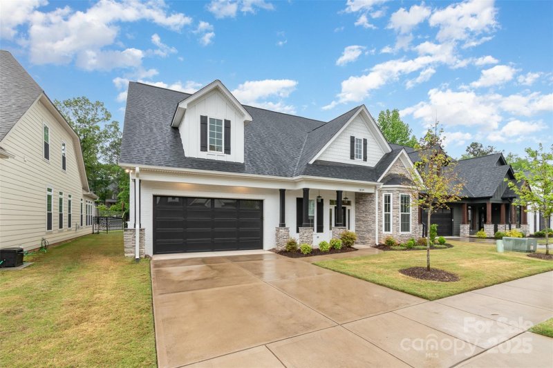 Property image 2 at 14119 Shelburne Village Drive, Charlotte, NC 28278