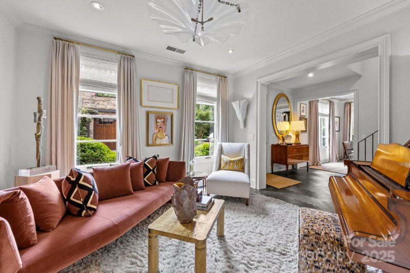 Property image 5 of 1550 High Street in Myers Park, Charlotte, NC 28211