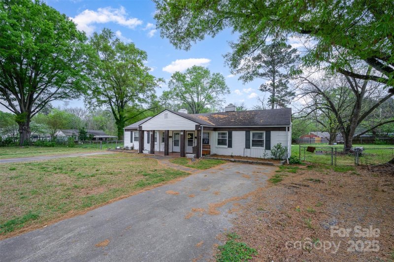 Property image 2 at 1330 Amelia Avenue, Rock Hill, SC 29732
