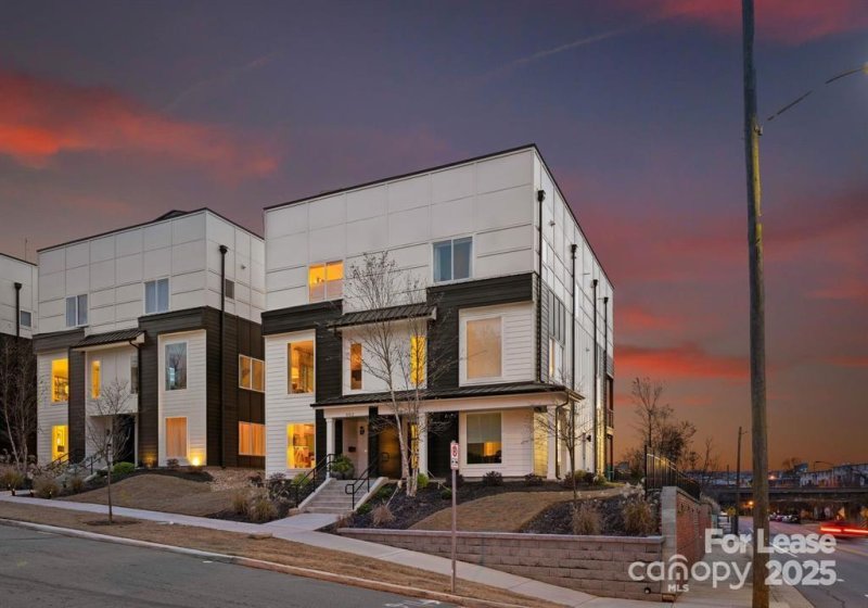 Property image 3 at 902 Van Every Street, Charlotte, NC 28205