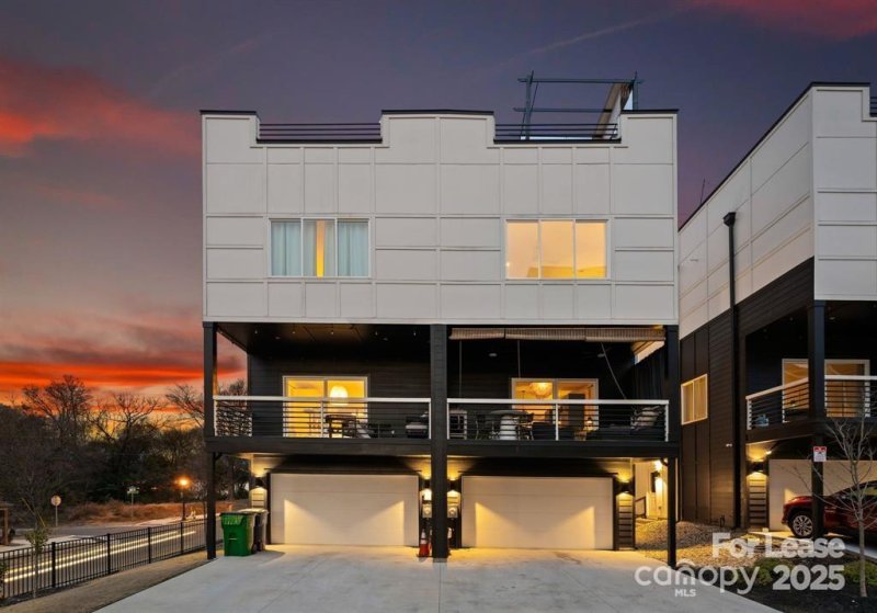 Property image 4 at 902 Van Every Street, Charlotte, NC 28205