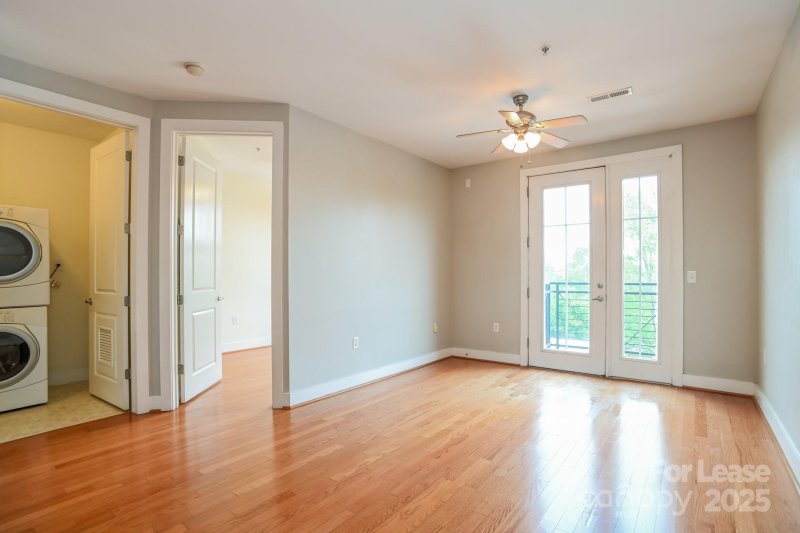 Property image 4 at 1101 W 1st Street, Charlotte, NC 28202