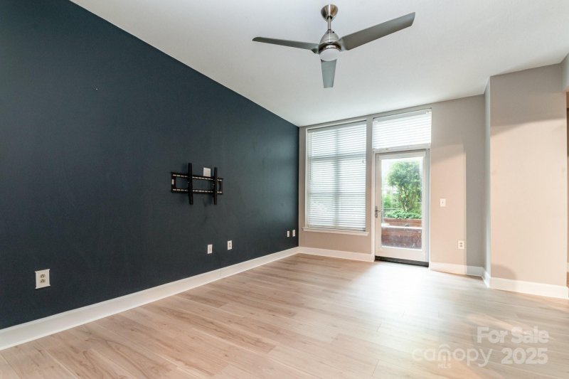 Property image 4 at 1320 Fillmore Avenue, Charlotte, NC 28203