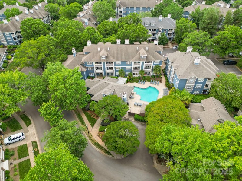 Property image 2 at 611 Olmsted Park Place, Charlotte, NC 28203