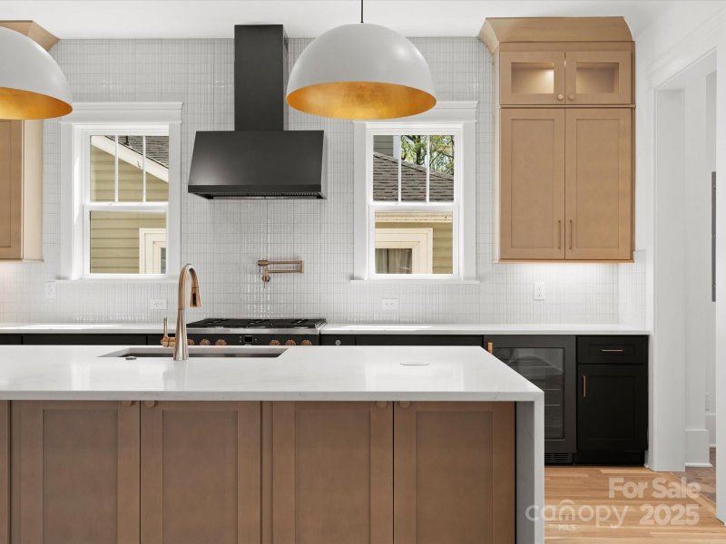 Property image 4 at 445 Sylvania Avenue, Charlotte, NC 28206