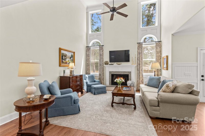 Property image 4 of 7923 Mountain Shore Drive in Paramount Shores, Sherrills Ford, NC 28673