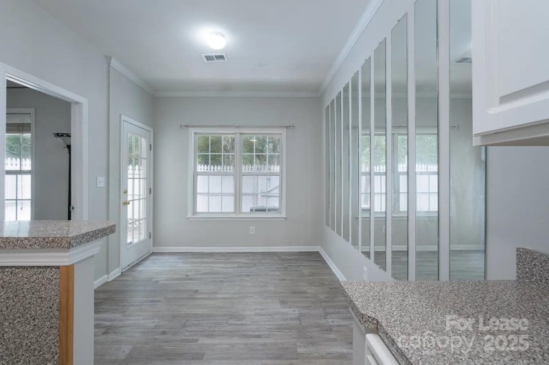 Property image 5 at 2226 Lennoxshire Square Court, Charlotte, NC 28210