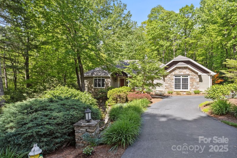 Property image 2 at 137 Berry Creek Drive, Flat Rock, NC 28731