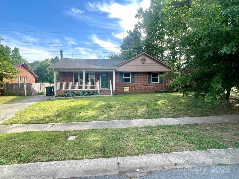 Property image 3 at 601 Scottsbrook Drive, Charlotte, NC 28213