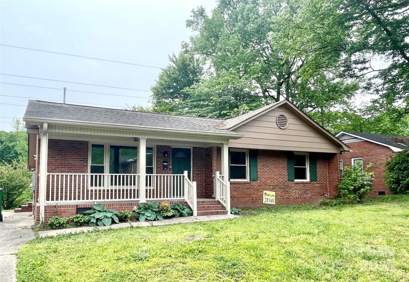 Property image 5 at 601 Scottsbrook Drive, Charlotte, NC 28213