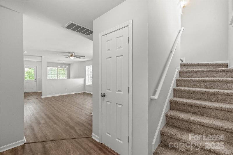 Property image 3 at 8818 Sharonbrook Drive, Charlotte, NC 28210