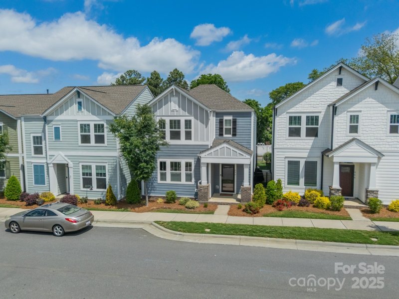 Property image 3 at 804 Lyndon Station Drive, Pineville, NC 28134
