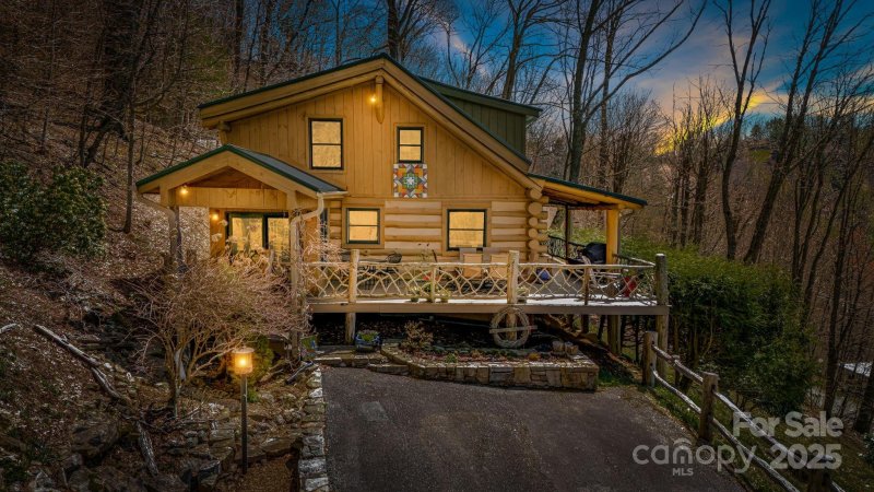 Property image 2 at 1873 El Miner Drive, Mars Hill, NC 28754