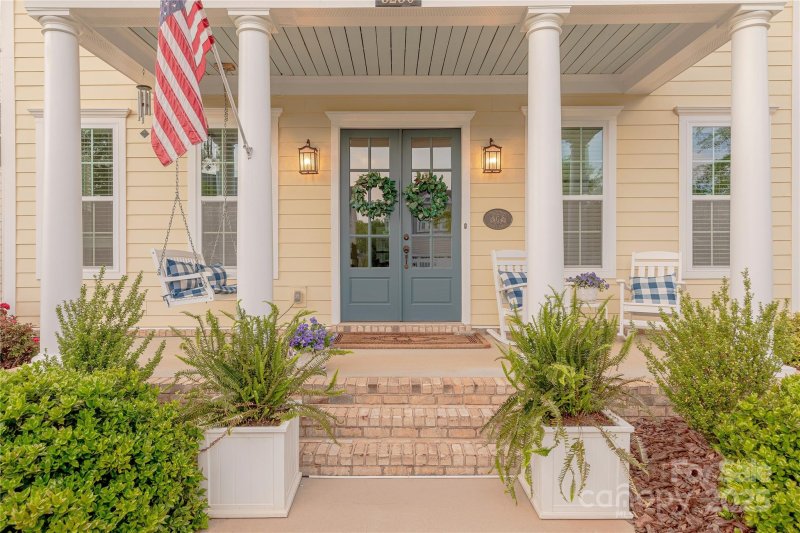 Property image 3 at 5250 Meadowcroft Way, Fort Mill, SC 29708