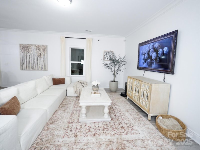 Property image 2 at 6114 Paw Village Road, Charlotte, NC 28214