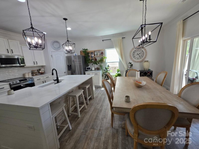 Property image 5 at 6114 Paw Village Road, Charlotte, NC 28214