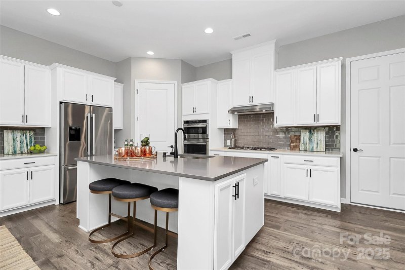 Property image 4 at 16012 Tulloch Road, Charlotte, NC 28278