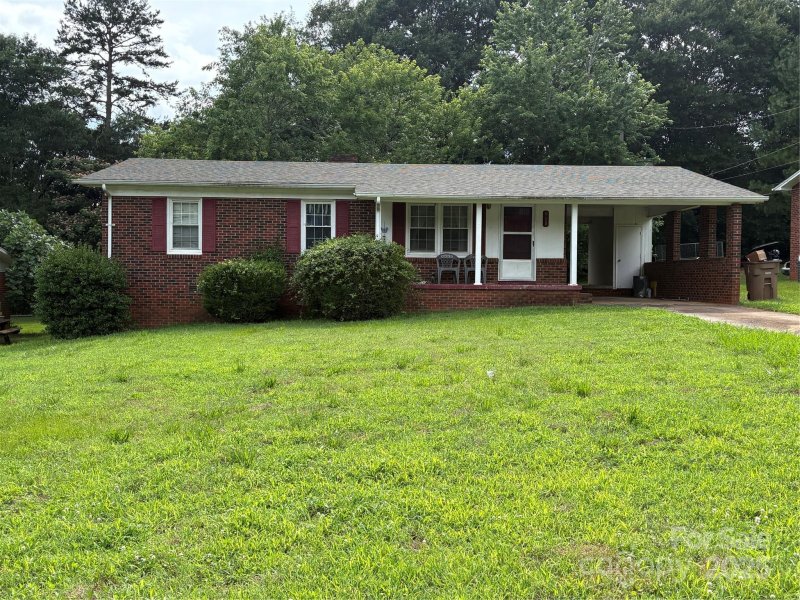 908 Mcgowan Road