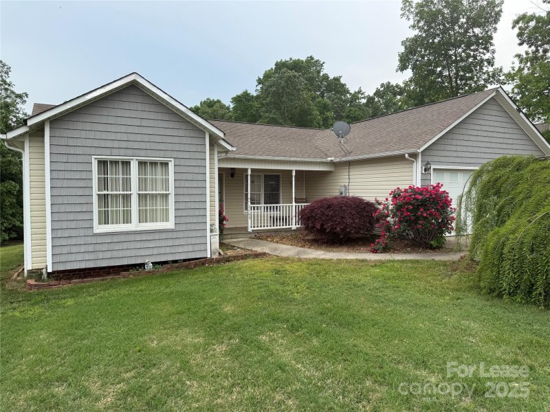 Property image 2 at 2165 Zion Church Road, Hickory, NC 28602
