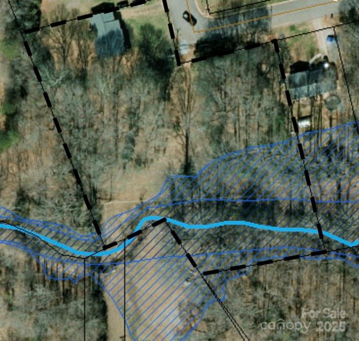 Property image 4 of 910 Mcgowan Road in Southern Heights, Shelby, NC 28150