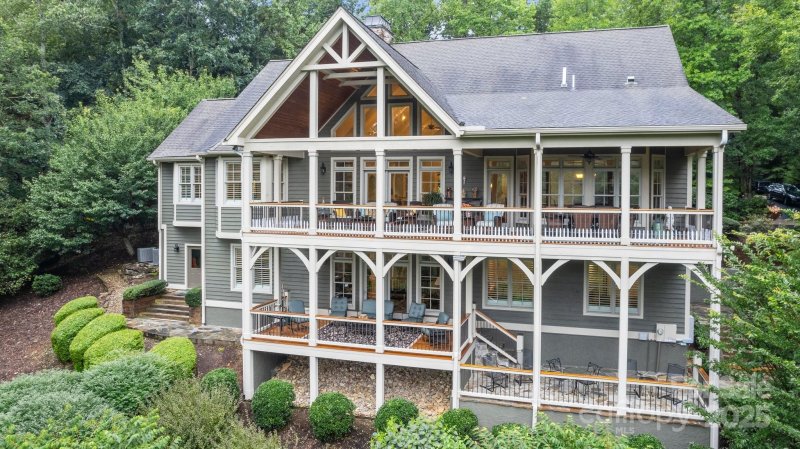 Property image 2 at 206 Stone Valley Way, Hendersonville, NC 28792