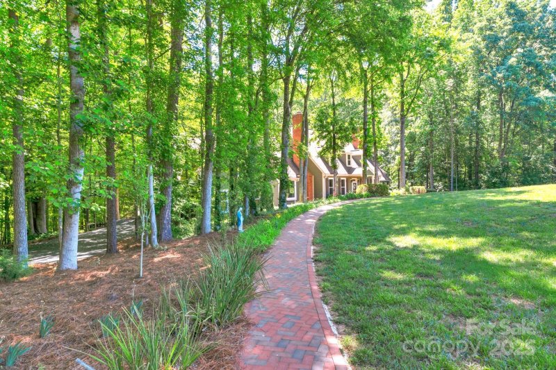 Property image 3 at 8400 Prince Valiant Drive, Waxhaw, NC 28173