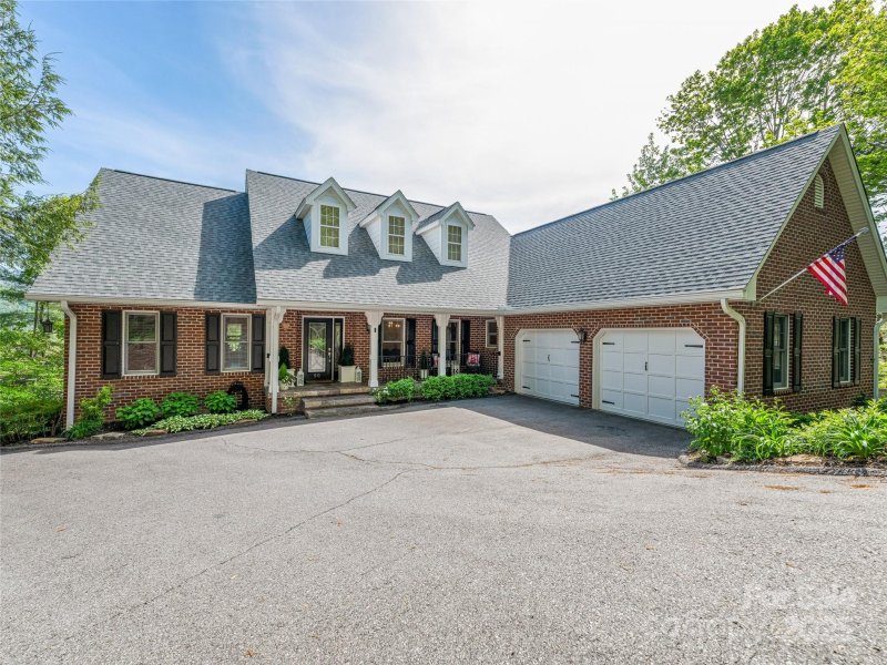 Property image 2 at 50 Hillcrest Drive, Weaverville, NC 28787