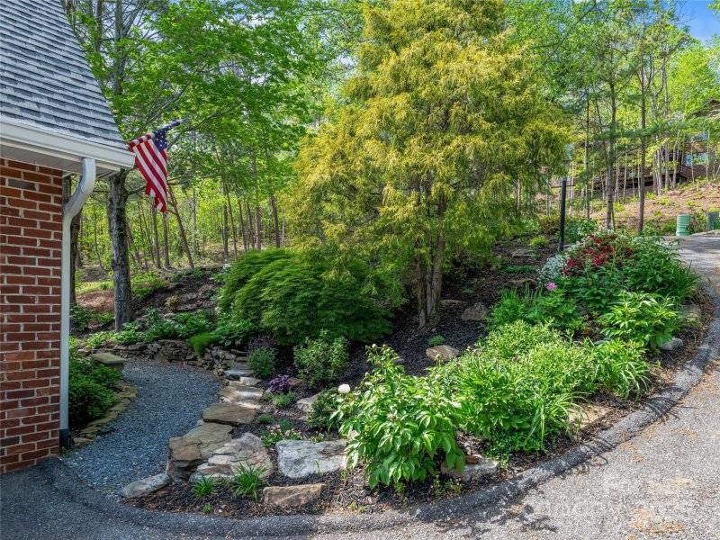 Property image 4 at 50 Hillcrest Drive, Weaverville, NC 28787