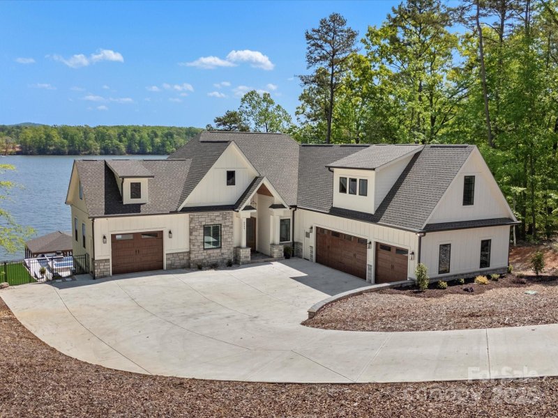 Property image 2 at 8044 Edgewater Drive, Norwood, NC 28128