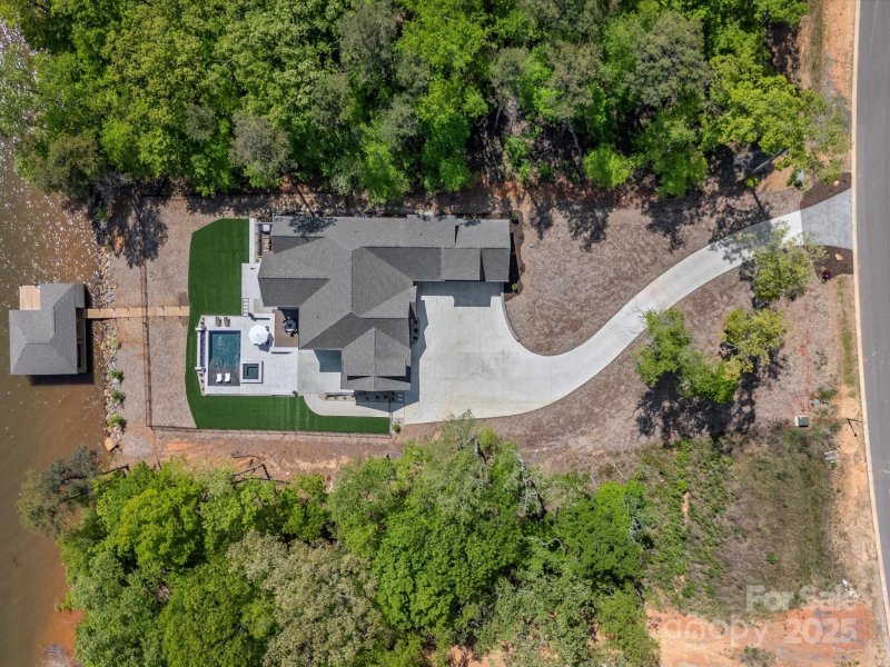 Property image 3 at 8044 Edgewater Drive, Norwood, NC 28128