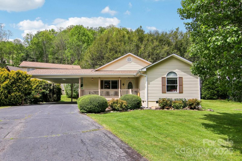 Property image 4 at 53 Garden Court, Maggie Valley, NC 28751