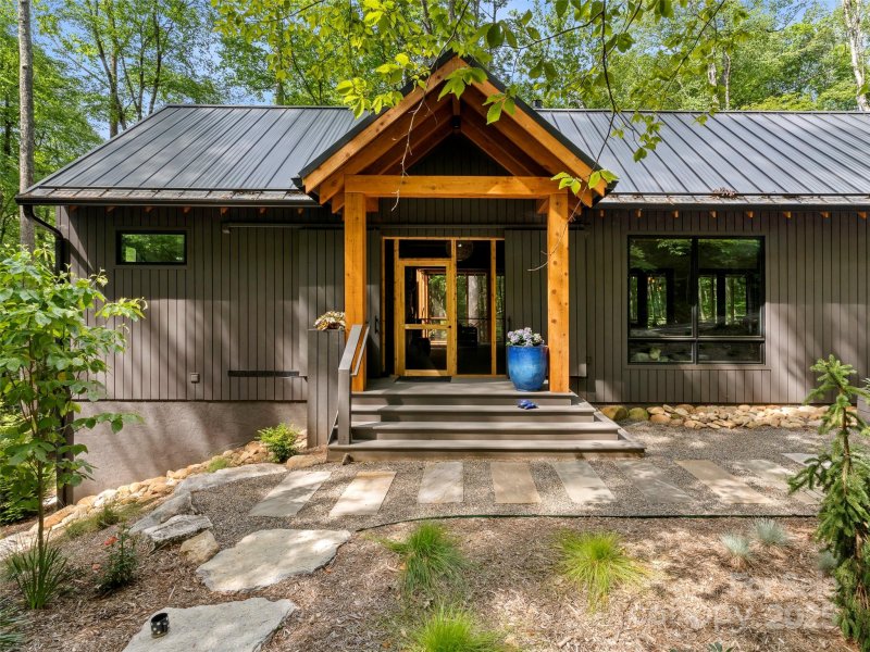 Property image 2 of 80 Hemlock Circle in Laurel Ridge, Black Mountain, NC 28711