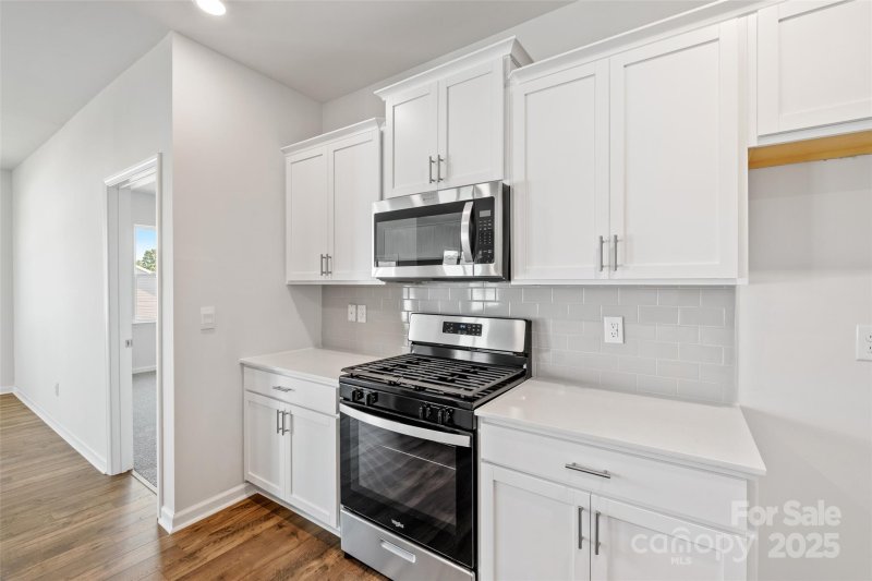 Property image 4 at 624 Country Oak Drive, Asheville, NC 28804