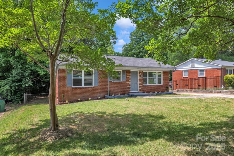 Property image 3 at 4553 Morgan Street, Charlotte, NC 28208