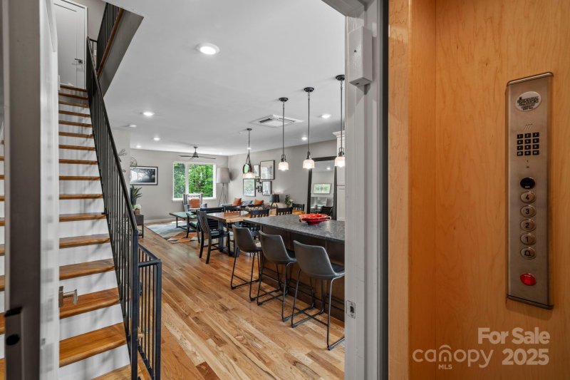 Property image 5 at 245 Short Coxe Avenue, Asheville, NC 28801