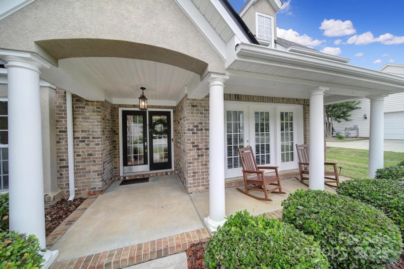 Property image 2 at 2218 Legacy Oak Drive, Waxhaw, NC 28173