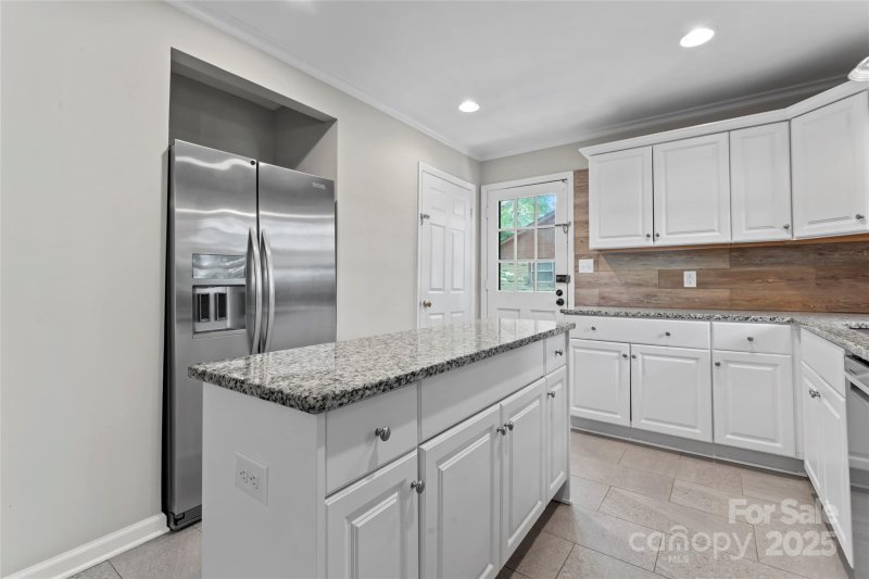 Property image 4 at 606 Deer Creek Drive, Matthews, NC 28105